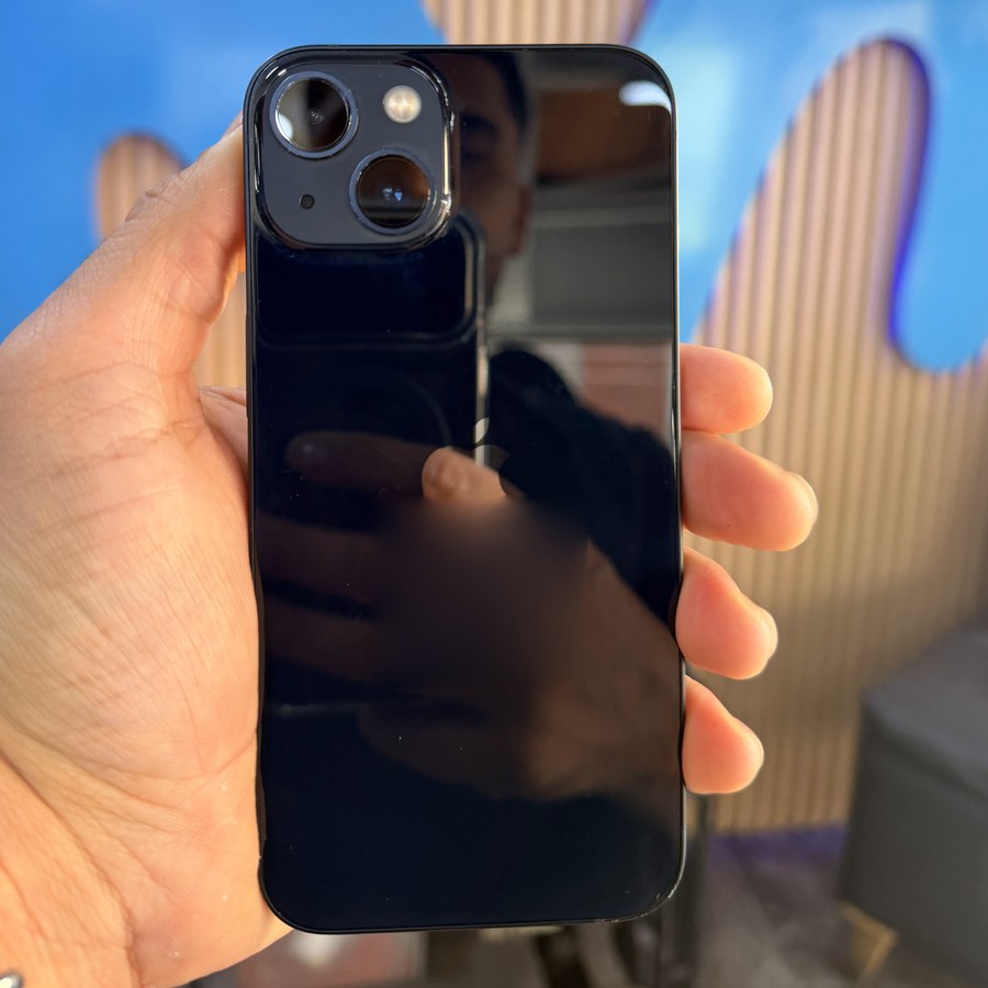 iPhone 13